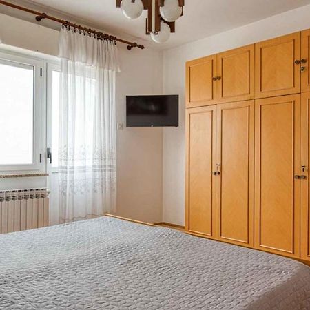 Room Mario 로비니 외부 사진