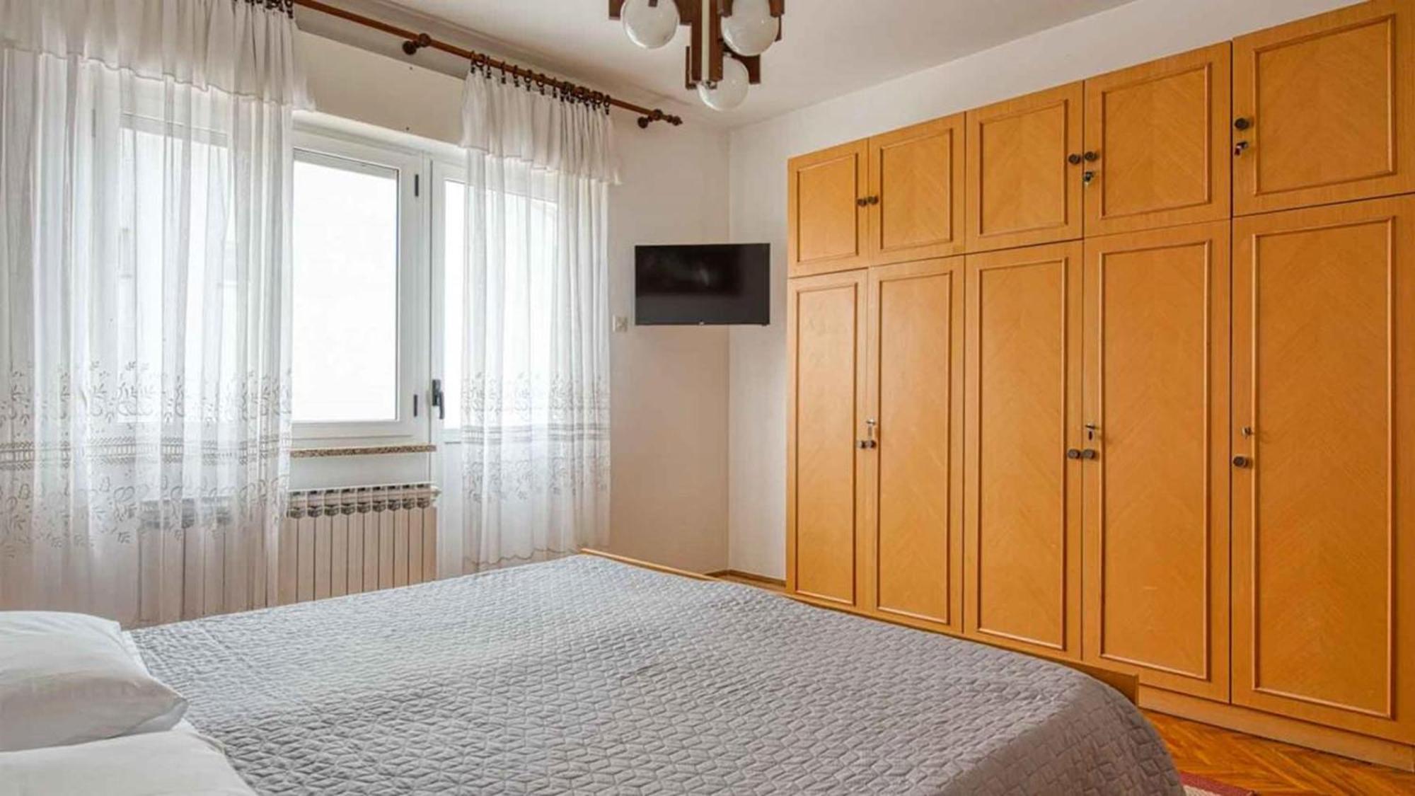 Room Mario 로비니 외부 사진